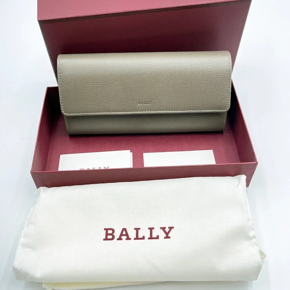 Bally Women's Gray Pebbled Miensa Leather long bifold flap wallet NWT. - Picture 2 of 14